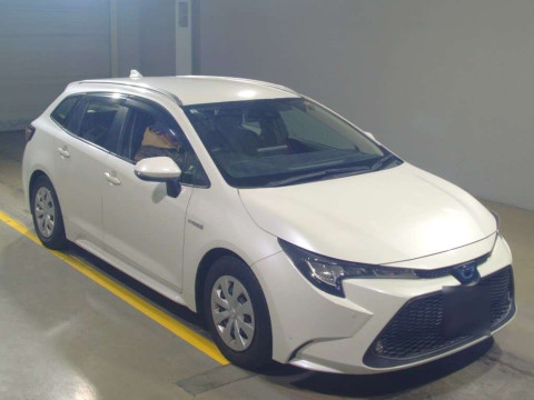 2019 Toyota Corolla Touring Wagon ZWE211W[2]