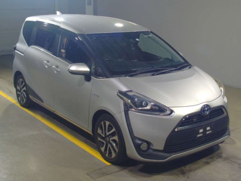 2016 Toyota Sienta NHP170G[2]