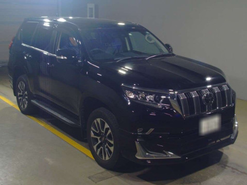 2023 Toyota Land Cruiser Prado TRJ150W[2]