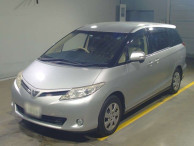 2013 Toyota Estima