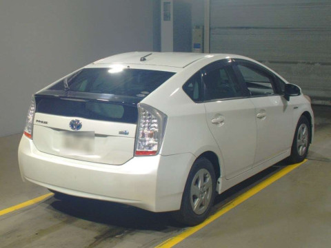 2010 Toyota Prius ZVW30[1]