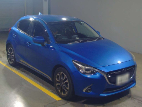 2017 Mazda Demio DJ5FS[2]