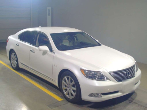 2007 Lexus LS USF40[2]