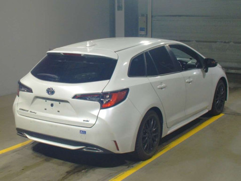 2022 Toyota Corolla Touring Wagon ZWE211W[1]