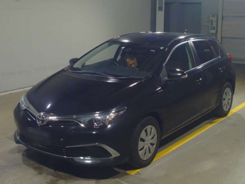 2016 Toyota Auris NZE181H[0]