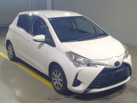 2018 Toyota Vitz KSP130[2]