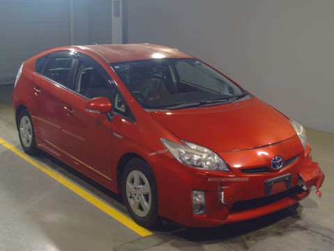 2011 Toyota Prius ZVW30[2]