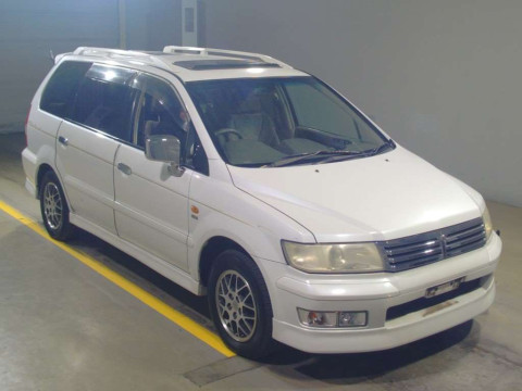 1999 Mitsubishi Chariot Grandis N84W[2]