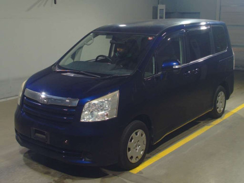 2009 Toyota Noah ZRR70G[0]