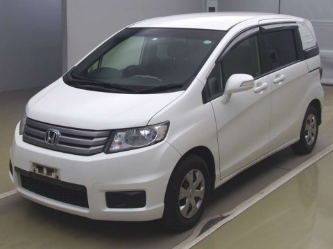 2014 Honda Freed Spike GB3[0]