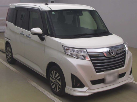 2019 Toyota Roomy M900A[2]