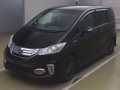 2013 Honda Freed hybrid