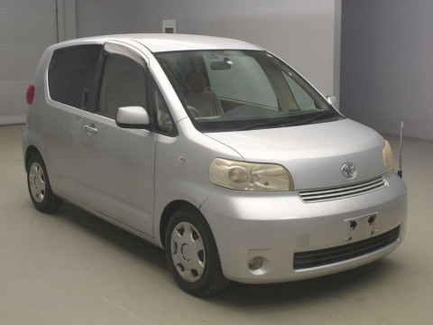 2006 Toyota Porte NNP11[2]