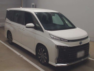 2024 Toyota Voxy