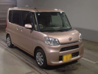 2017 Daihatsu Tanto