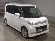 2009 Daihatsu Tanto