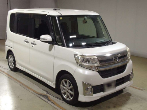 2013 Daihatsu Tanto Custom LA600S[1]