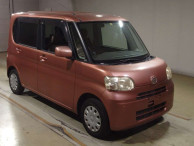 2010 Daihatsu Tanto