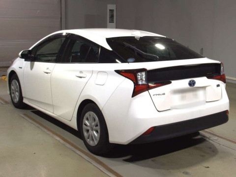 2019 Toyota Prius ZVW51[1]