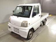 2000 Mitsubishi Minicab Truck