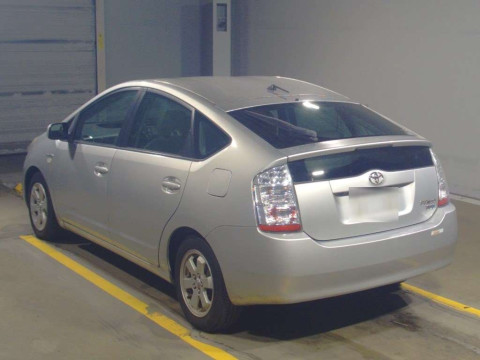 2007 Toyota Prius NHW20[2]