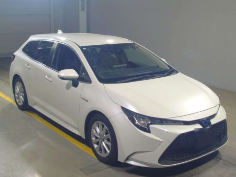 2019 Toyota Corolla Touring Wagon ZWE211W[1]