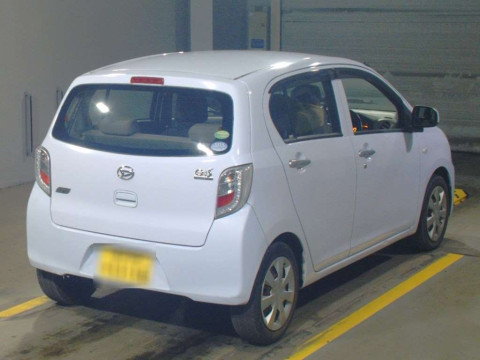 2013 Daihatsu Mira es LA300S[1]