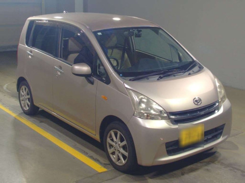 2011 Daihatsu Move LA100S[2]