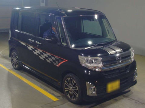 2015 Daihatsu Tanto Custom LA600S[1]