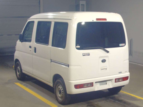 2017 Toyota Pixis Van S331M[2]