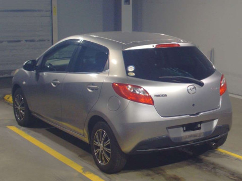 2011 Mazda Demio DE3FS[2]