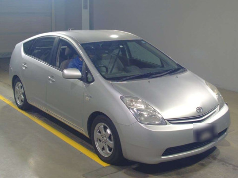 2010 Toyota Prius NHW20[1]