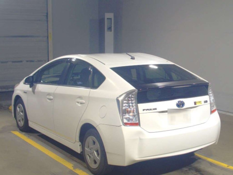 2011 Toyota Prius ZVW30[1]