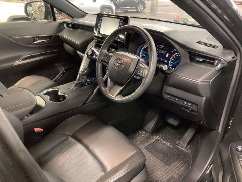 2020 Toyota Harrier Hybrid AXUH85[2]