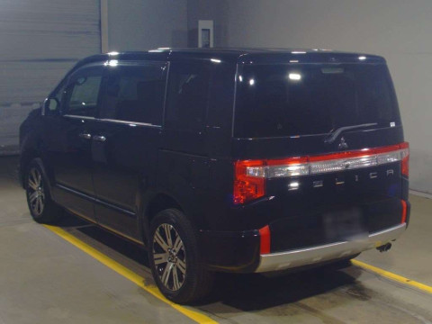 2022 Mitsubishi Delica D5 CV1W[1]