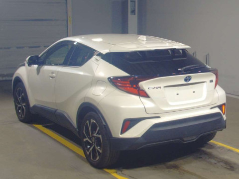 2020 Toyota C-HR ZYX11[1]