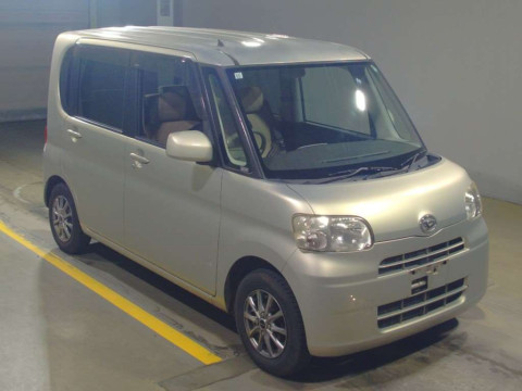 2009 Daihatsu Tanto L375S[1]