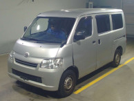 2007 Toyota Regiusace Van