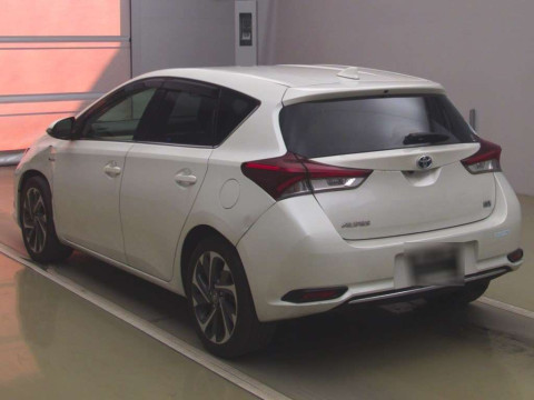 2016 Toyota Auris ZWE186H[1]