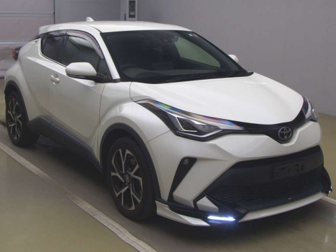 2020 Toyota C-HR NGX50[0]