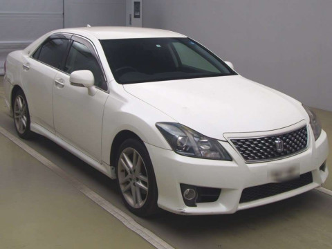 2012 Toyota Crown GRS200[0]