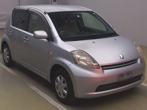 2004 Toyota Passo QNC10[0]