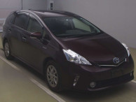 2014 Toyota Prius alpha