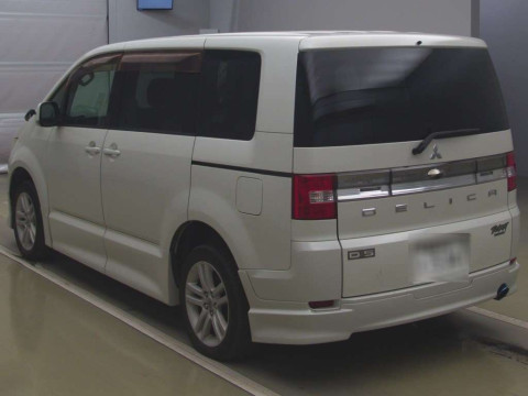 2009 Mitsubishi Delica D5 CV5W[1]