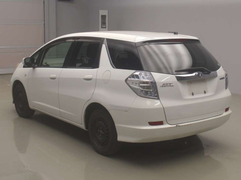 2012 Honda Fit Shuttle Hybrid GP2[1]