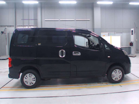 2018 Nissan NV200 Vanette VNM20[2]