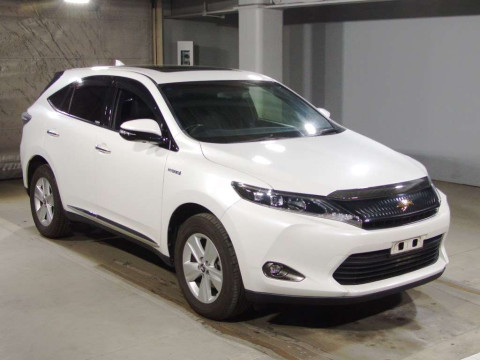 2015 Toyota Harrier Hybrid AVU65W[2]