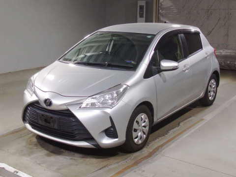 2017 Toyota Vitz NSP130[0]