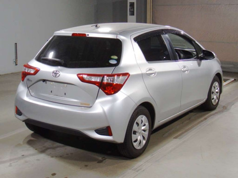 2017 Toyota Vitz NSP130[1]