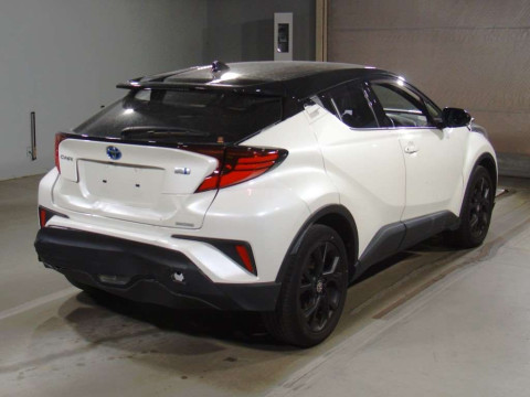 2021 Toyota C-HR ZYX11[1]